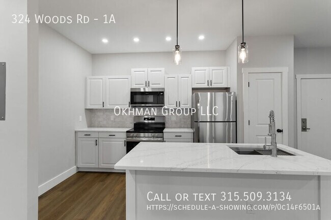 Foto del edificio - 324 Woods Rd