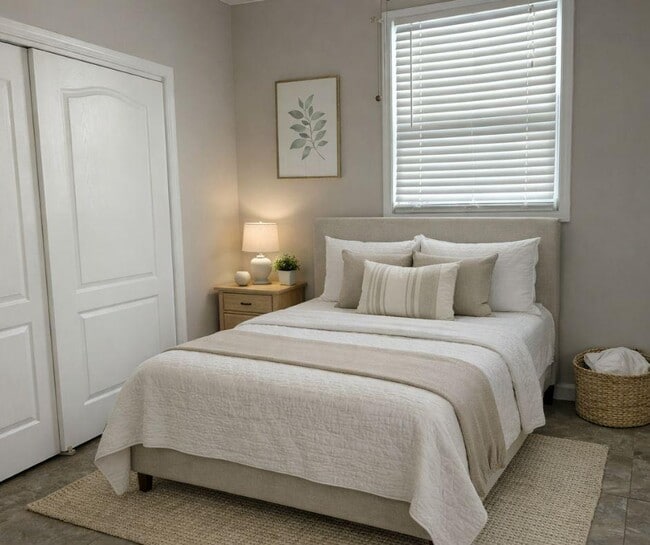 Foto del edificio - 6745 Hudson Ave