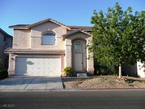 Building Photo - 8632 Honey Vine Ave
