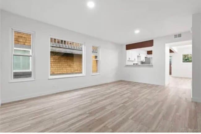 Photo - 1347 S Crystal Way House