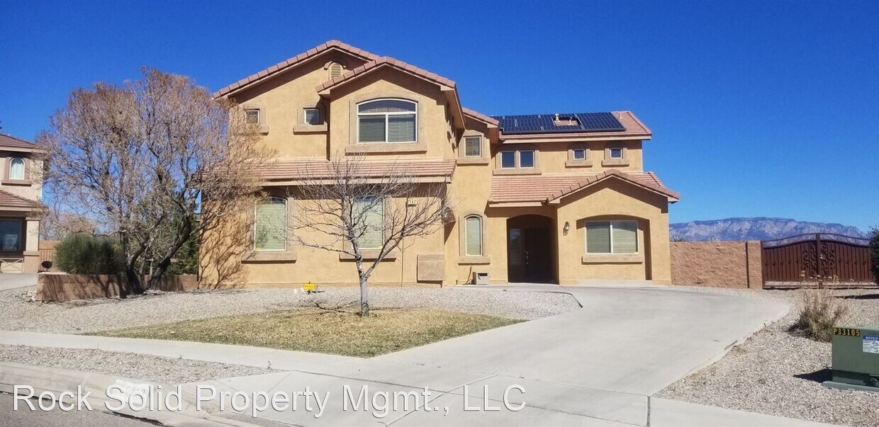 Primary Photo - 2112 Las Brisas Cir SE