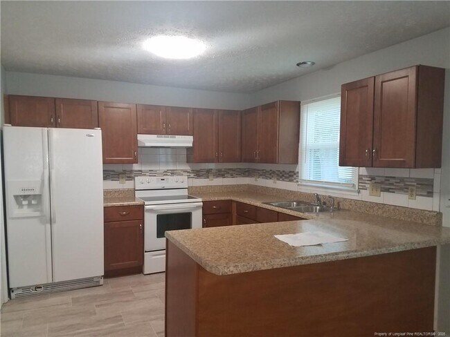 Foto del edificio - 6524 Applewhite Rd
