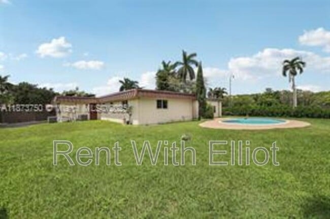 Foto del edificio - 20 W Tropical Way