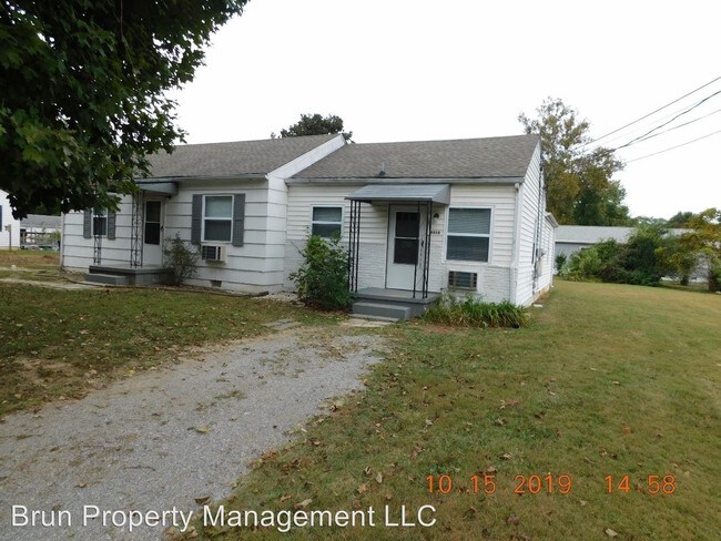 Building Photo - 1 br, 1 bath Apartment - 4510 Upchurch Rd.