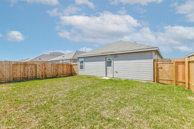 Building Photo - 12006 Noble Wood Vlg