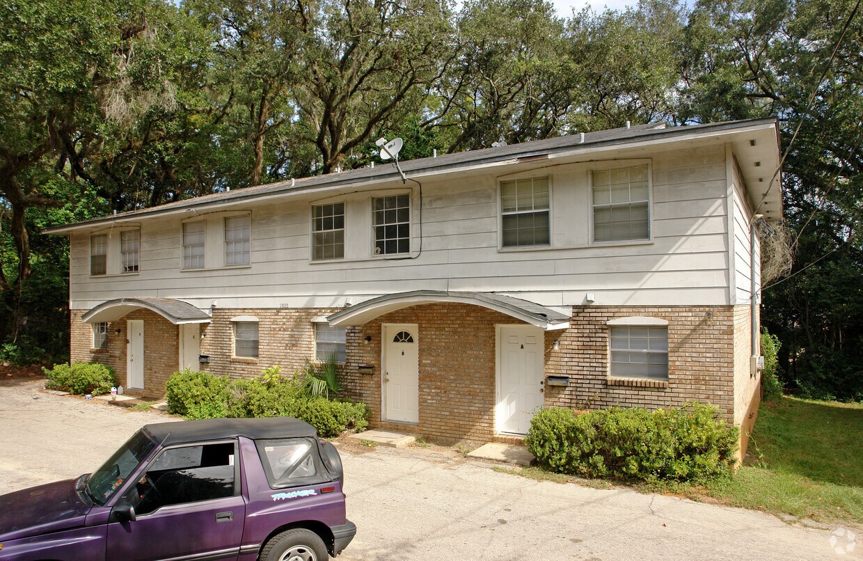 1802 Hartsfield Rd, Tallahassee, FL 32303 Apartments in Tallahassee