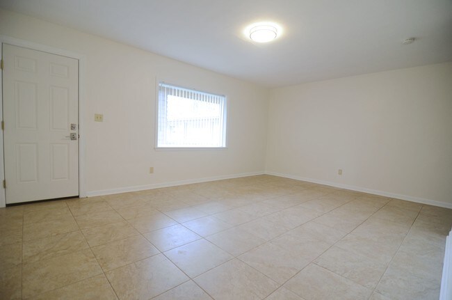 3146 Post St Unit 7, Jacksonville, FL 32205 - Apartment for Rent in