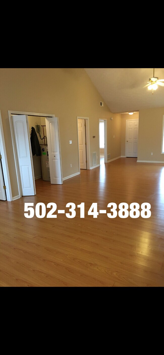 105 Apple Tree Way, Shelbyville, KY 40065 Townhome Rentals in