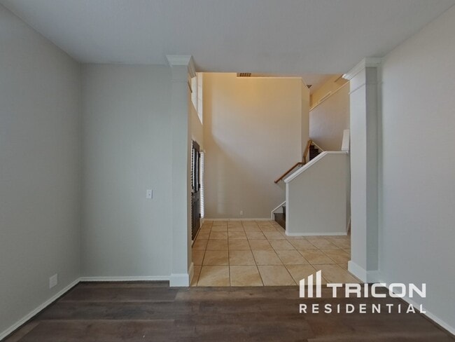 Building Photo - 4504 Vista Meadows Dr