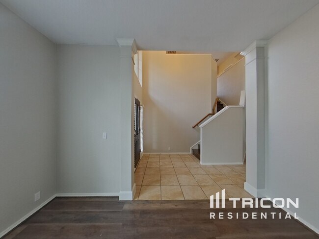 Foto del edificio - 4504 Vista Meadows Dr