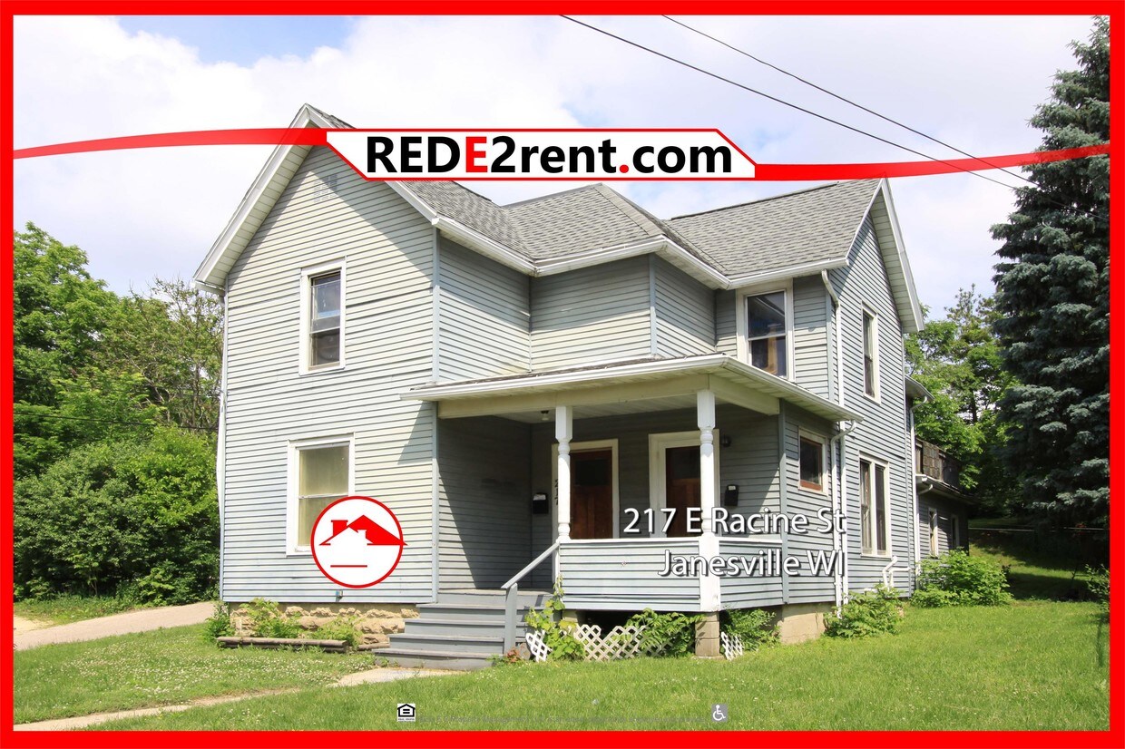 Primary Photo - 217 E Racine St