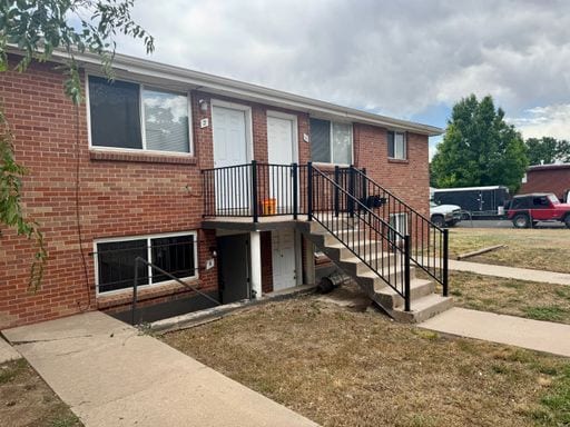Foto principal - 2 Bedroom 1 Bath In Lakewood! Available Now!!