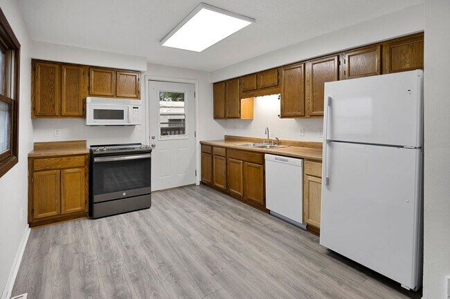 Foto del edificio - 2 Bedroom 1 Bath Fenced in Yard - Knoxville