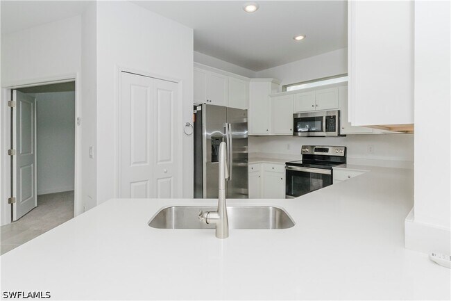 Building Photo - 9099 Leatherwood Loop