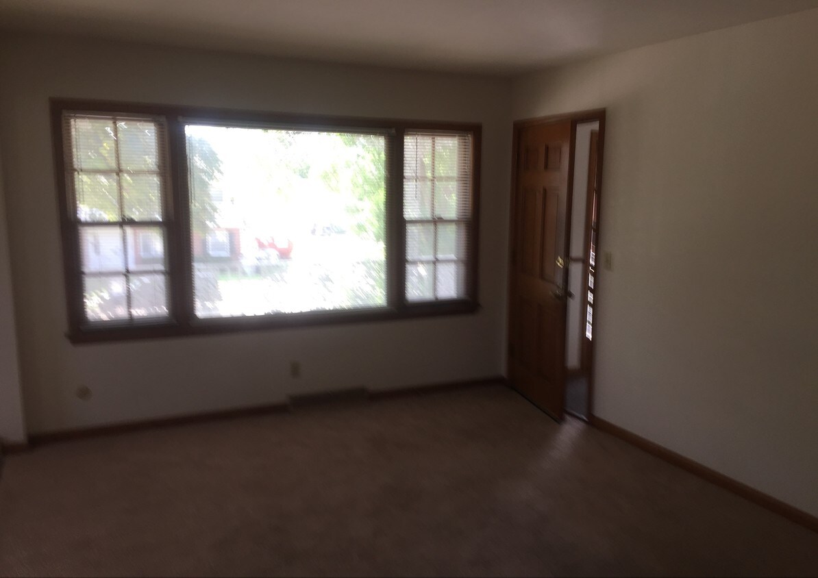 Foto principal - 3166 N 75th St