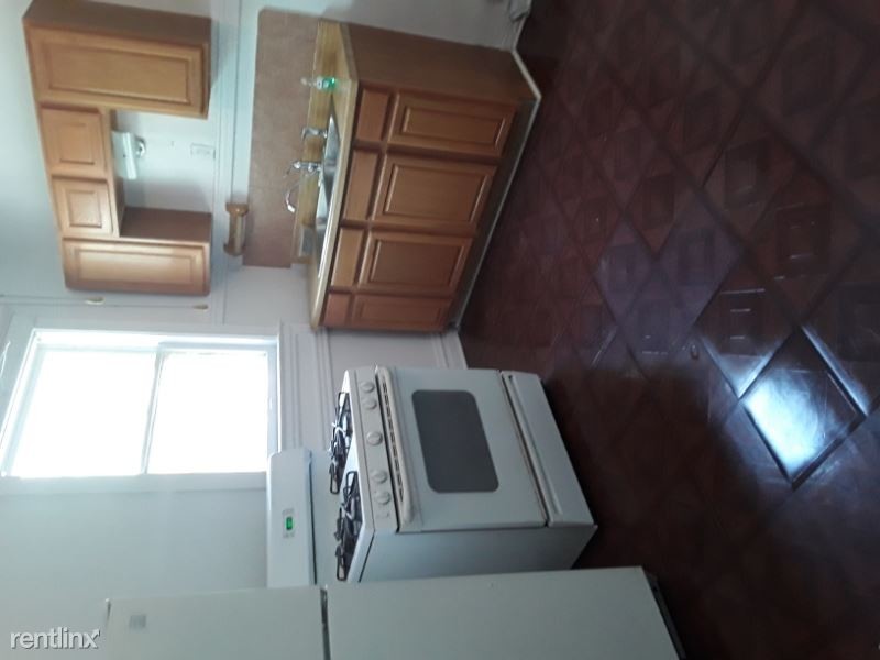 Foto del edificio - 3400 W Carroll Ave