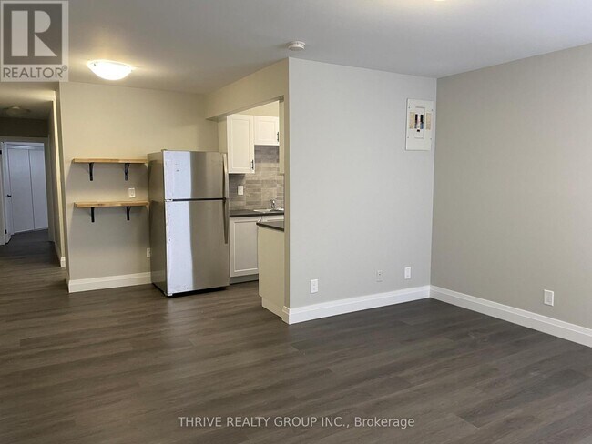 Photo du bâtiment - 106 King Edward Ave