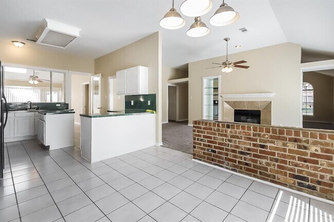 Foto del edificio - 2622 Eaglenest Ln
