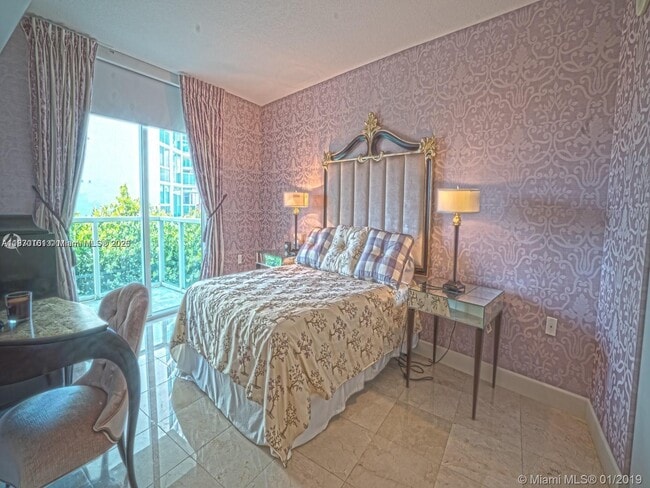 Foto del edificio - 200 Sunny Isles Blvd