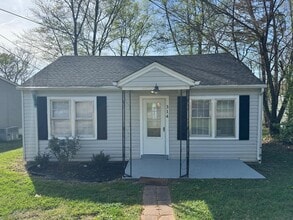 Building Photo - 314 E Highland Dr