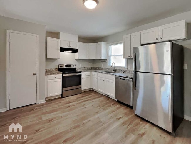 Foto del edificio - 7132 Cornwallis Rd