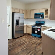 Building Photo - 9111 Winkbow Dr