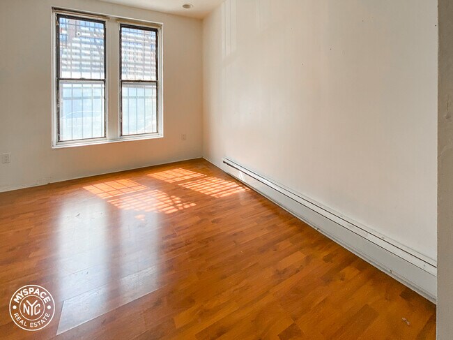 Foto del edificio - 577 St Johns Pl