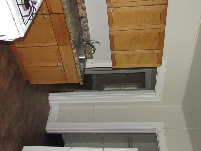 Building Photo - 837 Westcott St