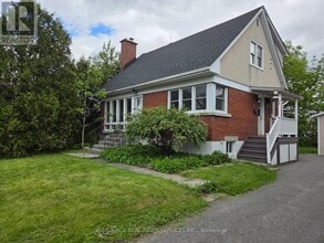 Building Photo - 30 Sunnycrest Dr