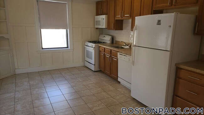 Foto del edificio - 24 Hamilton Rd