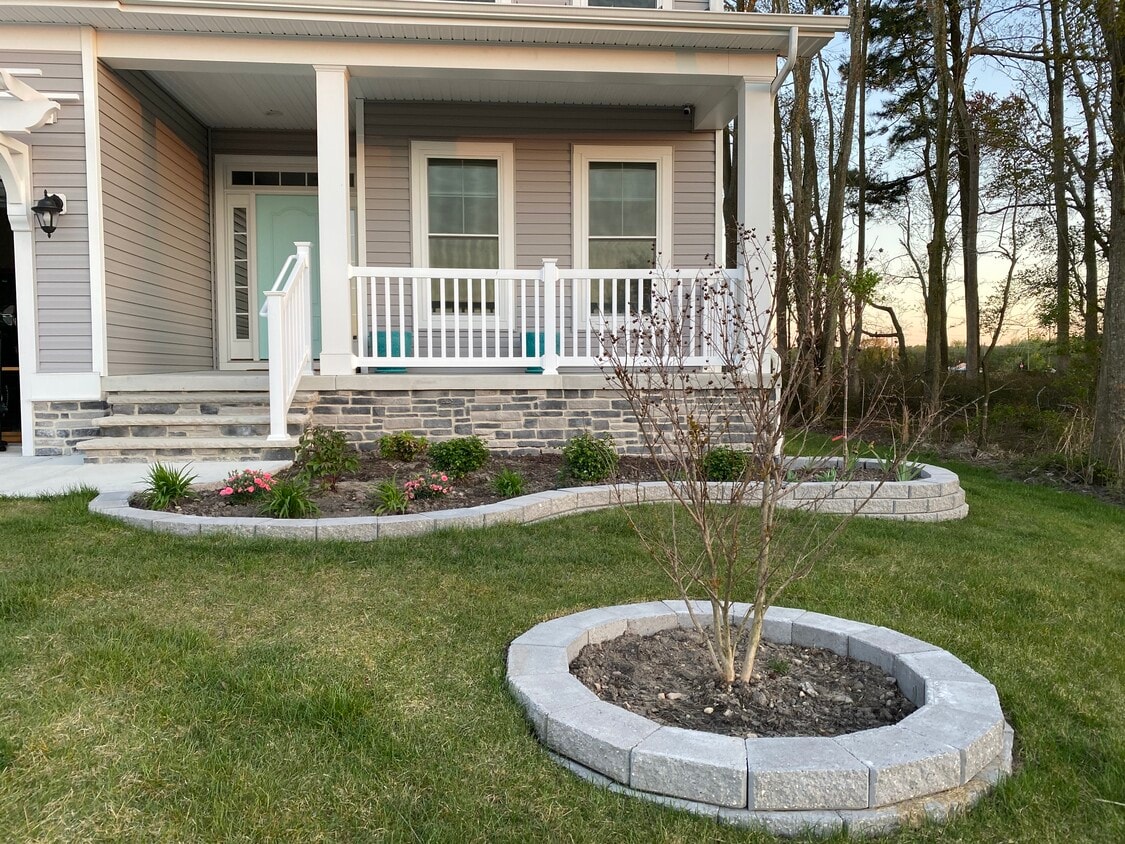 Building Photo - 34143 Yiana Dr