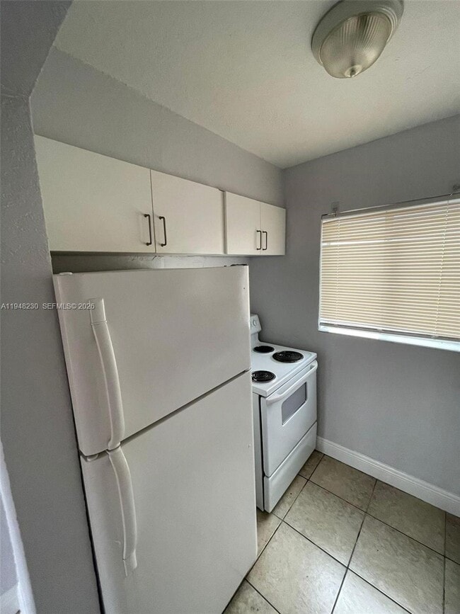 Foto del edificio - 2330 NW 11th St