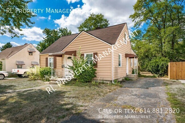 Building Photo - Spacious 3 bedroom 1.5 bathroom home in Br...