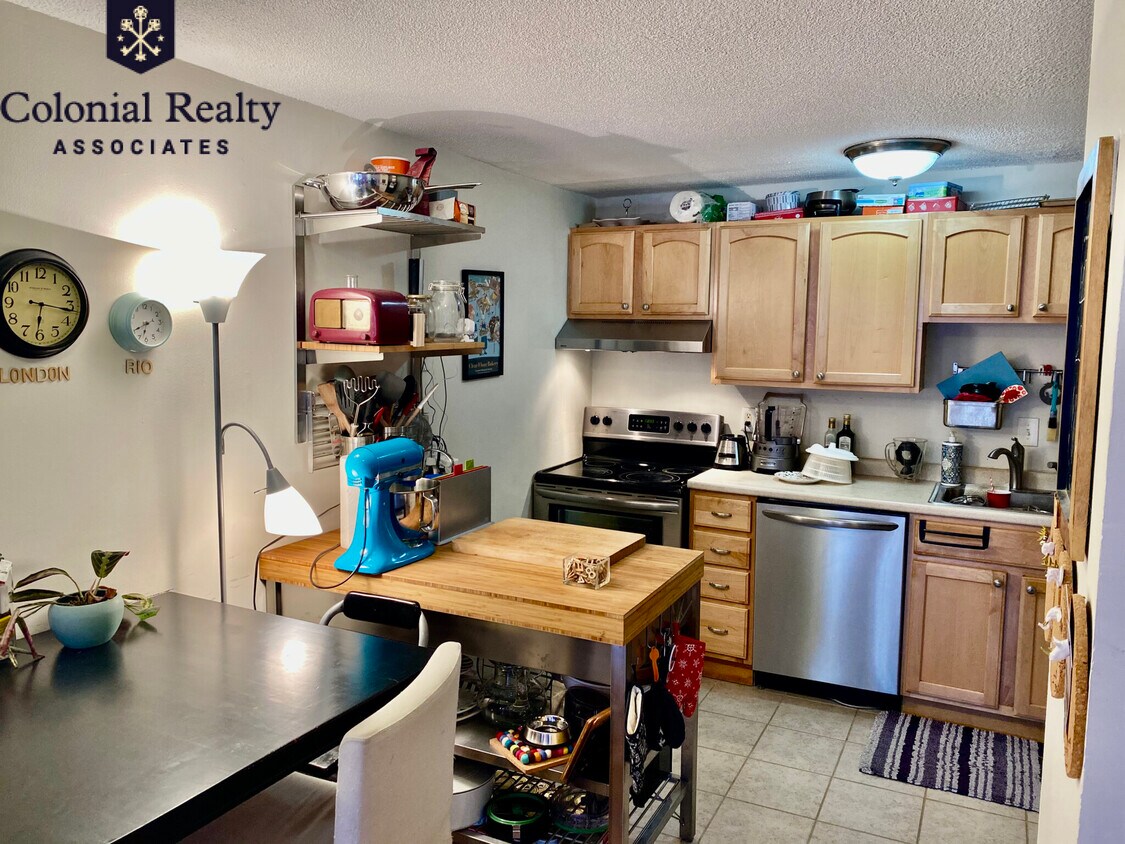 Foto principal - 280 Corey Rd