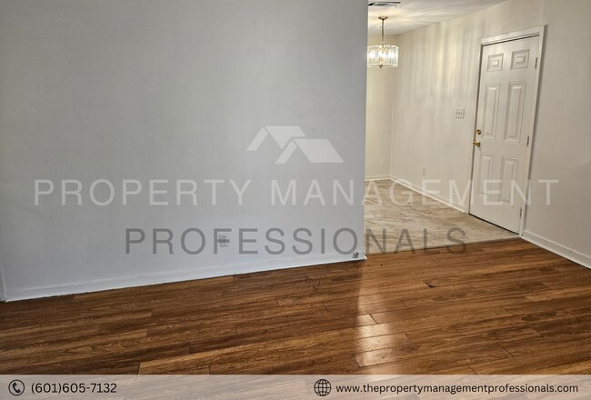 Foto del edificio - 2835 Glen Derry St-