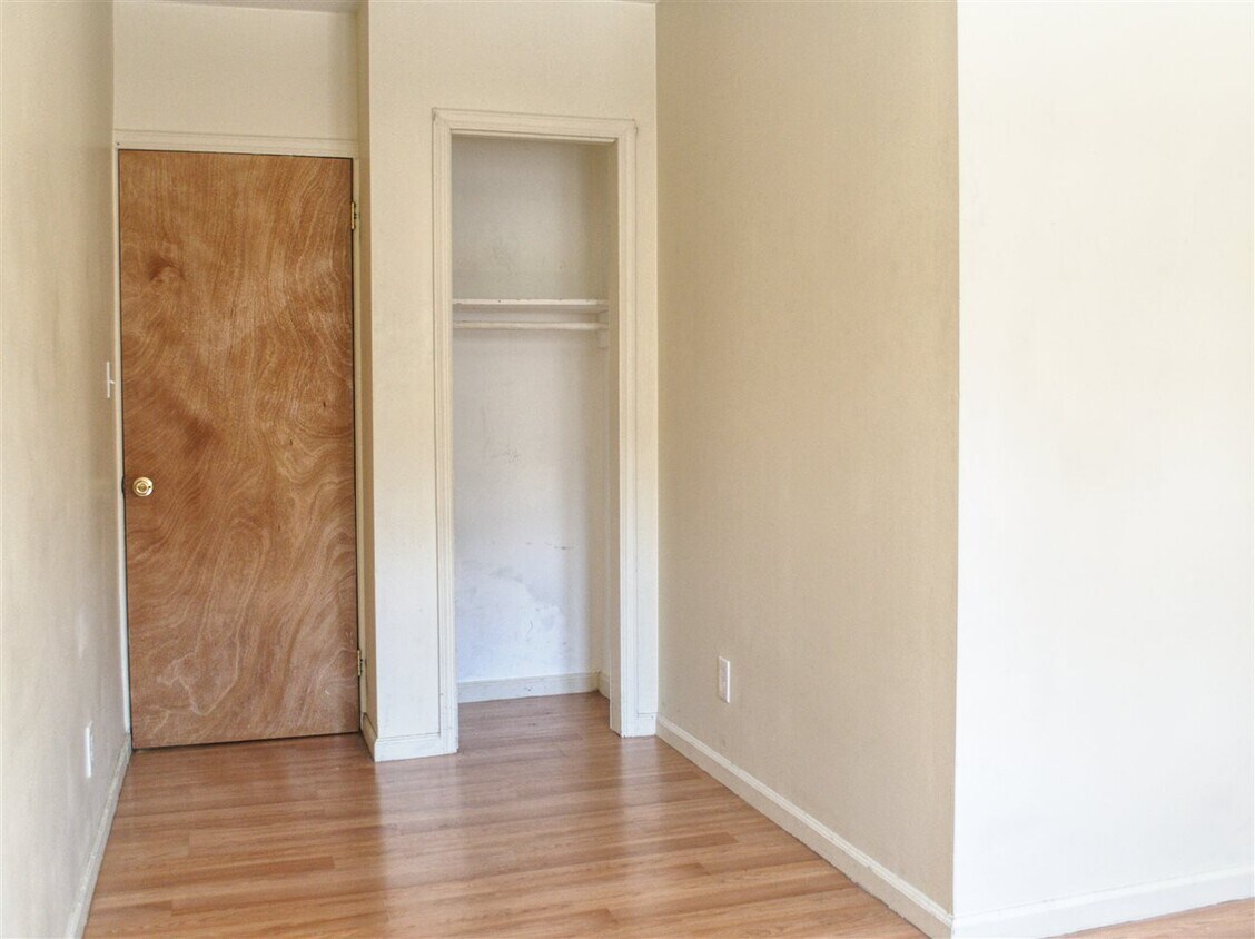Building Photo - 77 Wallis Ave