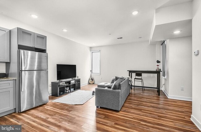 Foto del edificio - 2411 Kensington Ave