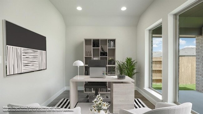 Building Photo - 170 Plumbago Loop