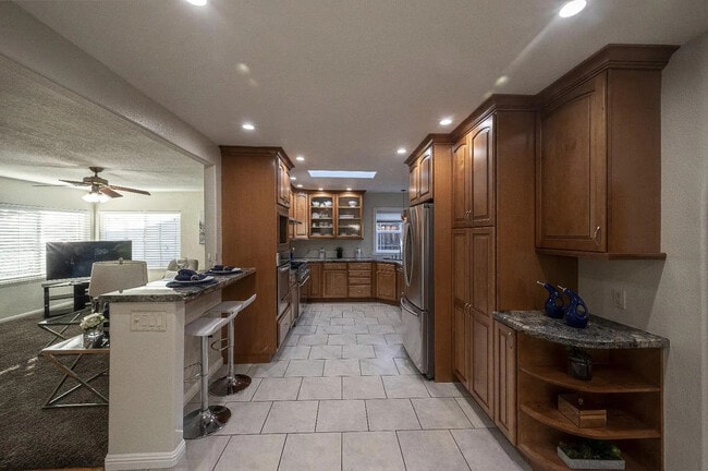 Foto del edificio - 1915 Washington St