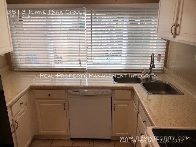 Building Photo - 3613 Towne Park Cir