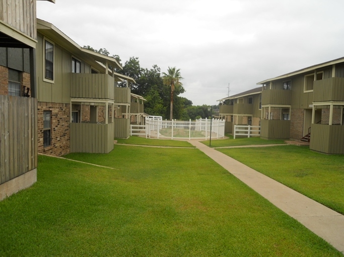 Austin Place Apartments - Park Place Apartments