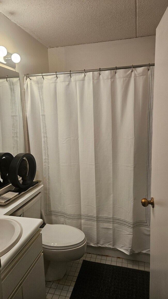 Photo - 300 Cathedral Pkwy Apartment