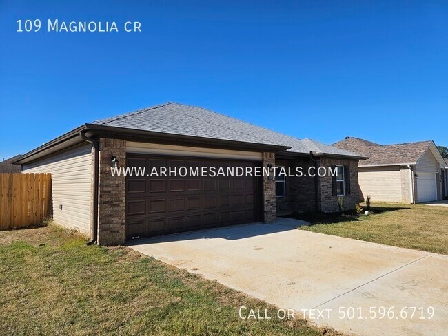 Foto del edificio - 109 Magnolia Cr | $1595 | 3 beds, 2 full b...
