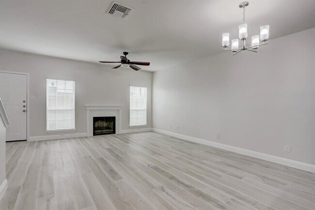 Building Photo - 3278 Holly Hall St