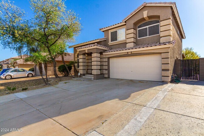 Building Photo - 9424 N 97th Dr