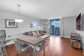 Foto del edificio - Northeast Bayshore Court, Miami, FL 33138 - 1 BR 1 BA condo
