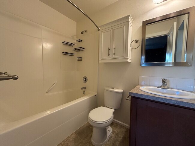 Building Photo - 7796 Kildare Loop NW