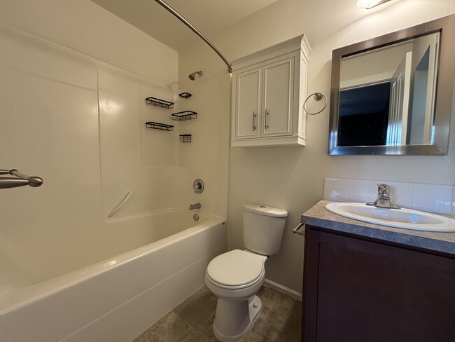 Foto del edificio - 7796 Kildare Loop NW