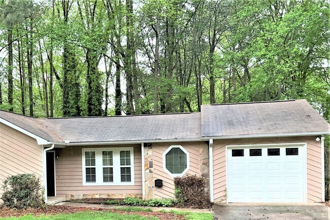 Building Photo - 3106 Palomino Dr