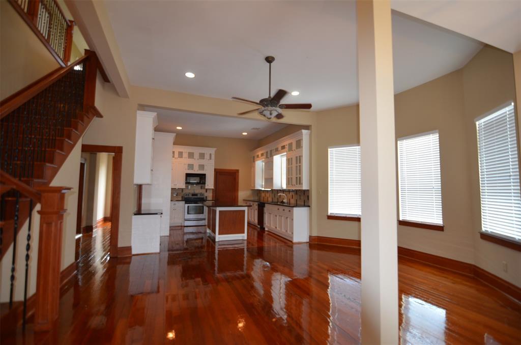 Foto principal - 1615 Houston Ave